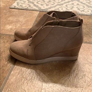 Tan Wedge shoes, size 9.5.